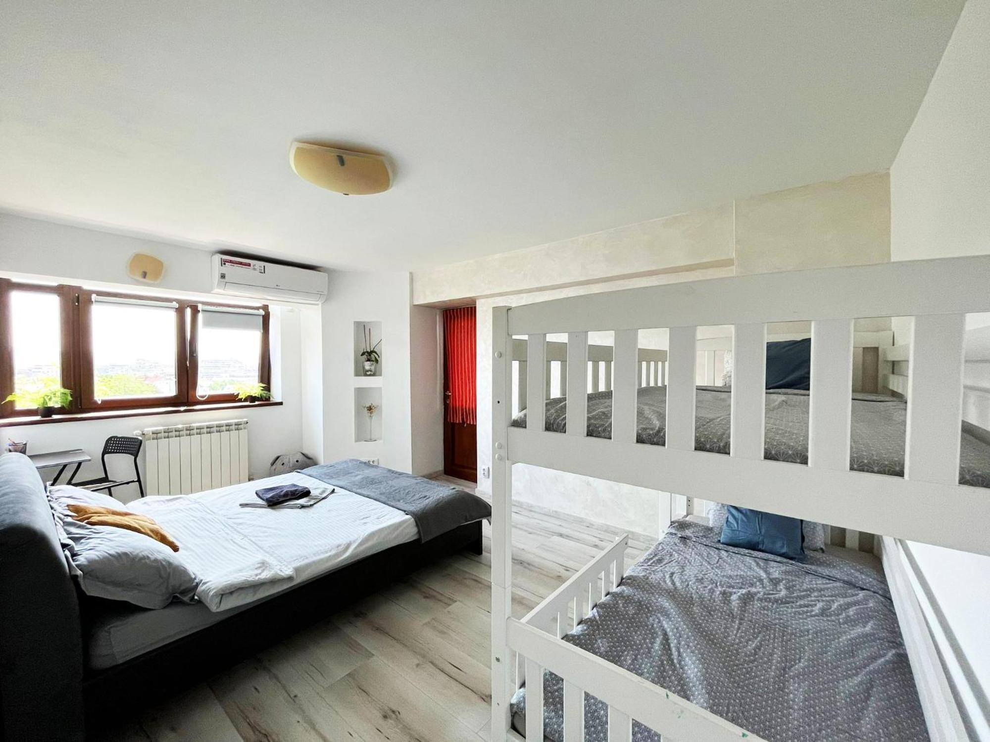 City Center Privat-Sauna Familyconcept 이아시 외부 사진