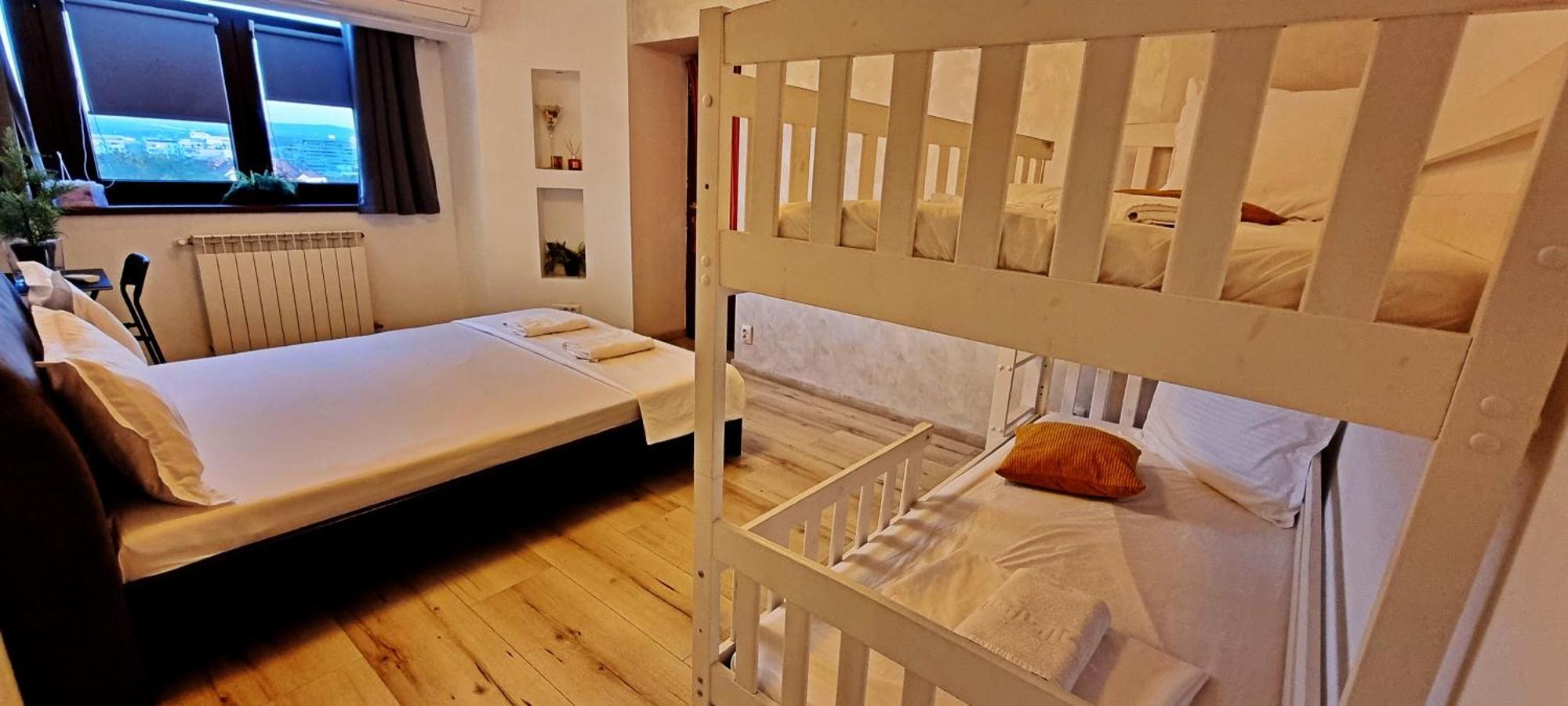 City Center Privat-Sauna Familyconcept 이아시 외부 사진